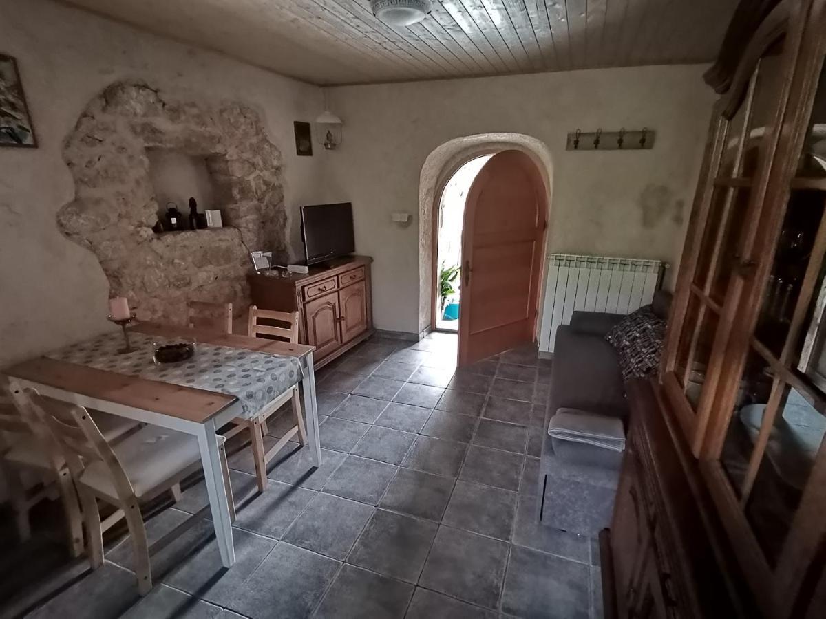 Apartmani Puric Malinska Exterior foto